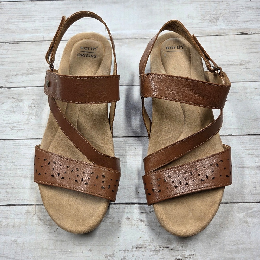 Earth Origins Kendra Khloe Wedge Sandal Women 10W Brown Leather Perforated Strap